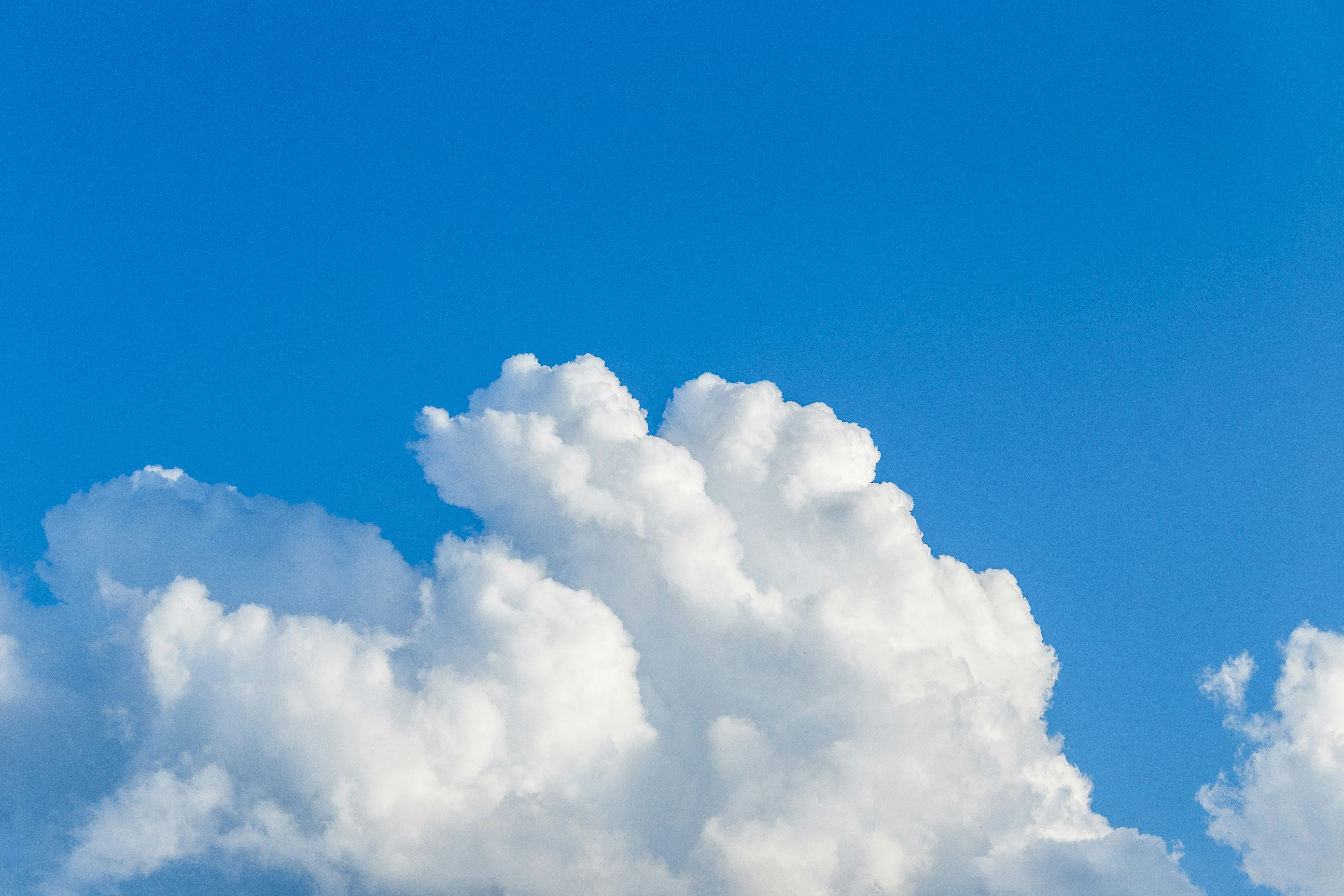 white clouds and blue sky during daytime